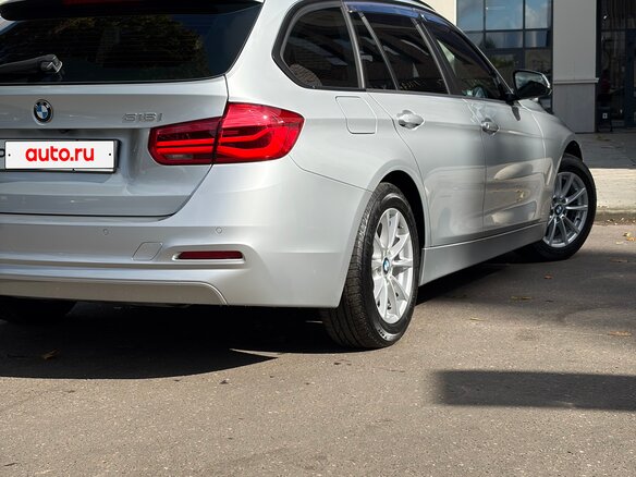 2017 BMW 3 серии 318i VI (F3x) Рестайлинг, серебристый, 1700000 рублей - вид 4