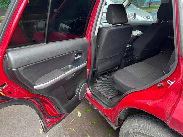 2011 Suzuki Grand Vitara II Рестайлинг, красный - вид 11