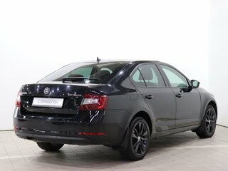 2018 Skoda Octavia III (A7) Рестайлинг, чёрный, 1740000 рублей, вид 5