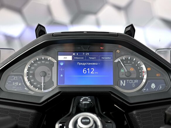2025 Honda GL 1800 Gold Wing, красный, 3599000 рублей - вид 7