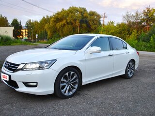 2013 Honda Accord IX, белый, 1599999 рублей, вид 4
