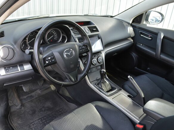 2010 Mazda 6 II (GH) Рестайлинг, белый, 659999 рублей - вид 10