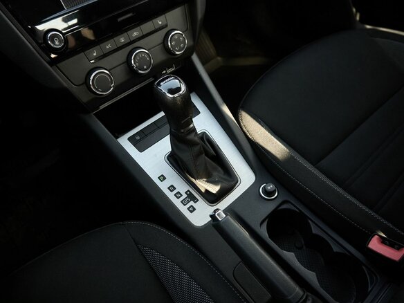 2019 Skoda Octavia III (A7) Рестайлинг, белый, 1678000 рублей - вид 10