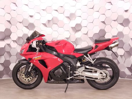 2006 Honda CBR 1000 RR/RA Fireblade, красный, 619000 рублей, вид 4