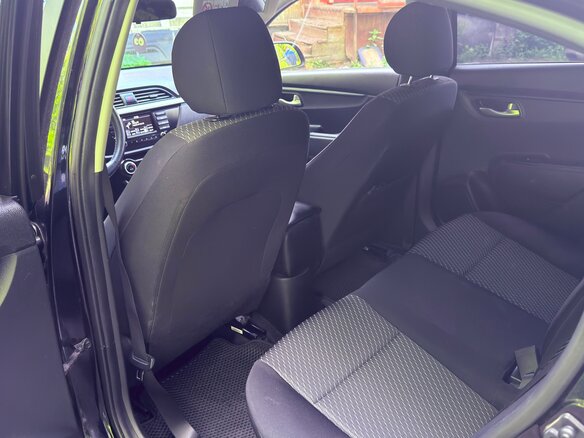 2018 Kia Rio IV, чёрный, 1450000 рублей - вид 9