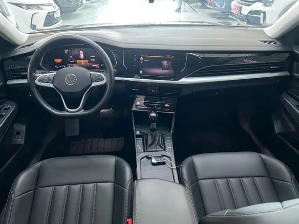 2023 Volkswagen Passat B8 Рестайлинг, чёрный, 1550333 рублей - вид 4