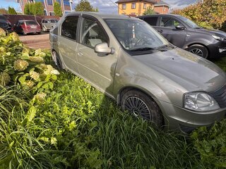2010 Renault Logan I Рестайлинг, бежевый, 600000 рублей, вид 5