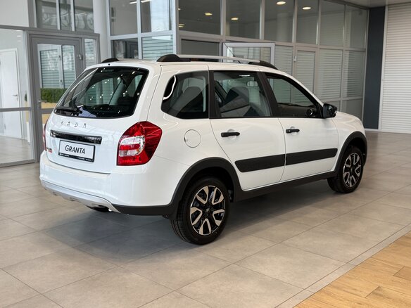 2026 Lada (ВАЗ) Granta Cross Euro-2 I Рестайлинг, белый, 1196000 рублей - вид 7