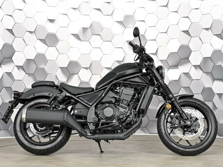2025 Honda CMX 1100 Rebel, чёрный, 1277000 рублей, вид 3