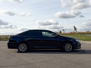 2018 Toyota Camry VII (XV50) Рестайлинг 2, чёрный, 2650000 рублей, вид 4