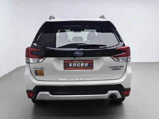 2019 Subaru Forester MHEV V, белый, 2157777 рублей, вид 3