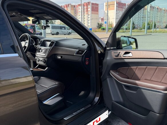 2012 Mercedes-Benz GL-Класс 500 II (X166), коричневый, 2200000 рублей - вид 14