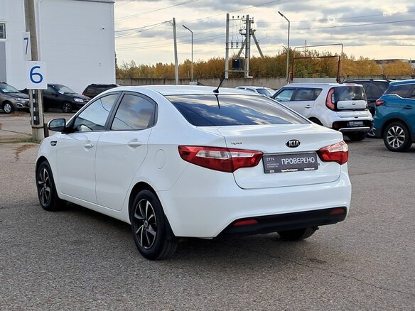 2014 Kia Rio III, белый, 795000 рублей - вид 6