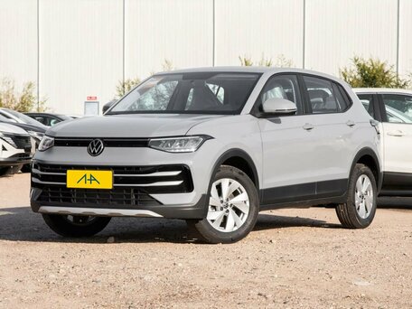 Volkswagen Tharu XR