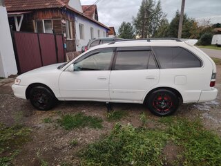 1997 Toyota Corolla VII (E100), белый, 300000 рублей, вид 2