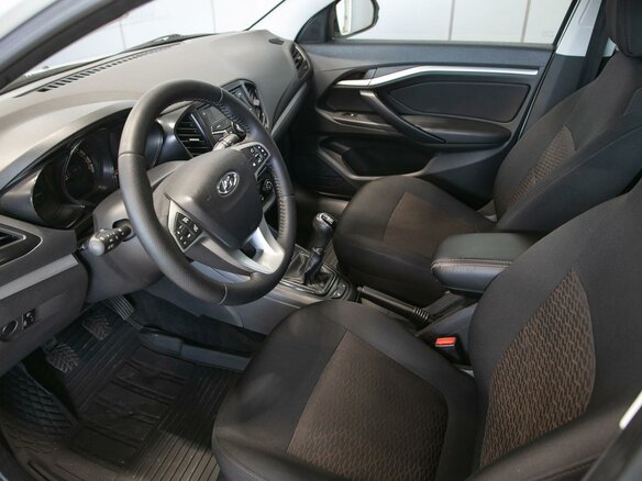 2019 Lada (ВАЗ) Vesta SW I, белый, 1090000 рублей - вид 7