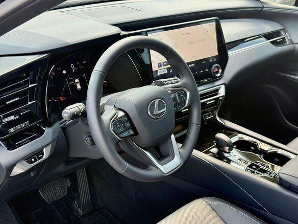 2025 Lexus RX 300 V, чёрный, 8375000 рублей - вид 13