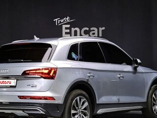 2023 Audi Q5 40 TDI II (FY) Рестайлинг, серебристый, 6438297 рублей, вид 3