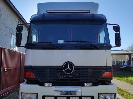 2011 Mercedes-Benz Atego, белый, 4490000 рублей, вид 3