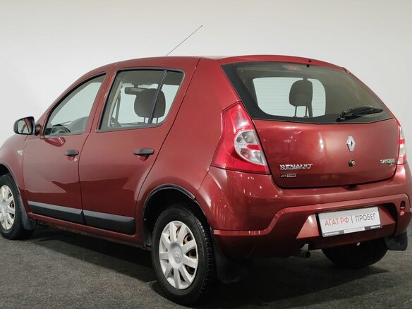 2010 Renault Sandero I, красный - вид 6