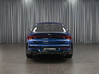 2020 Kia K5 III, синий, 2549000 рублей, вид 4