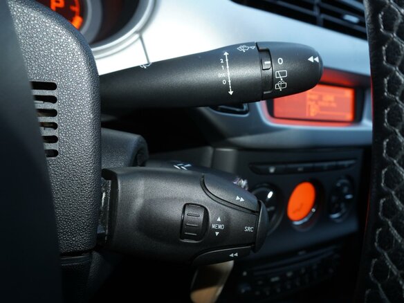 2012 Citroen C3 II, серый, 598000 рублей - вид 12