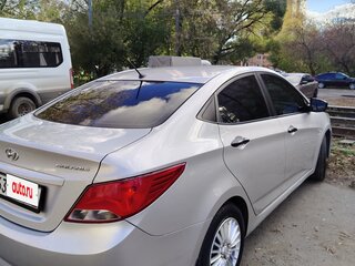2015 Hyundai Solaris I Рестайлинг, серебристый, 750000 рублей, вид 4