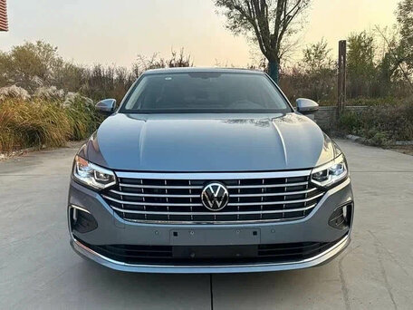 2023 Volkswagen Lavida III Рестайлинг, серый, 1485000 рублей, вид 2