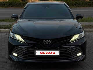 2020 Toyota Camry VIII (XV70), чёрный, 3050000 рублей, вид 2