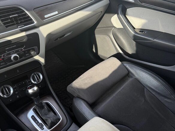 2012 Audi Q3 I (8U), белый - вид 10