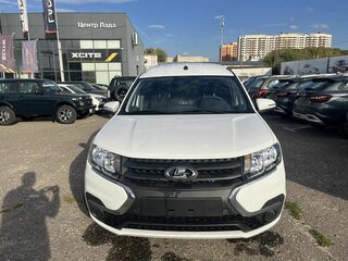 2026 Lada (ВАЗ) Largus I Рестайлинг, белый, 1677000 рублей, вид 2