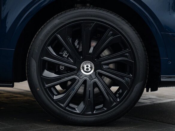 2025 Bentley Bentayga EWB I Рестайлинг, синий, 45000000 рублей - вид 12