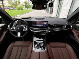 2026 BMW X5 40i IV (G05/G18) Рестайлинг, чёрный, 15630000 рублей, вид 3