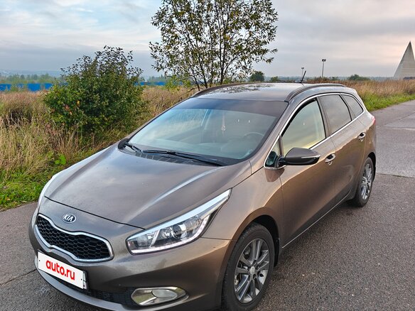 2014 Kia Ceed II, коричневый, 900000 рублей - вид 2