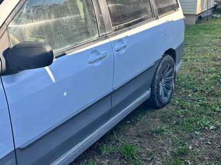 2004 Mazda MPV II (LW) Рестайлинг, белый, 320000 рублей, вид 3