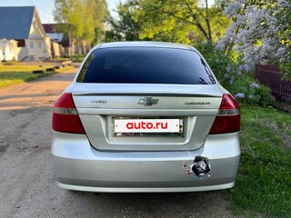 2007 Chevrolet Aveo I Рестайлинг, серебристый, 270000 рублей, вид 3