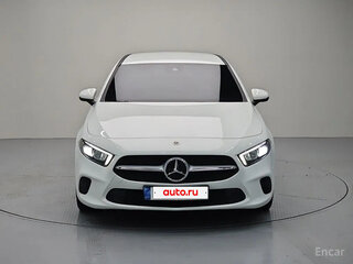 2022 Mercedes-Benz A-Класс 200 d IV (W177) Рестайлинг, белый, 2160000 рублей, вид 3