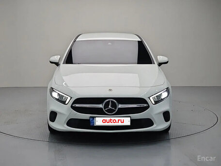 2022 Mercedes-Benz A-Класс 200 d IV (W177) Рестайлинг, белый, 2160000 рублей, вид 3