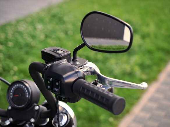 2025 Harley-Davidson Street Bob, серый, 1699000 рублей - вид 39