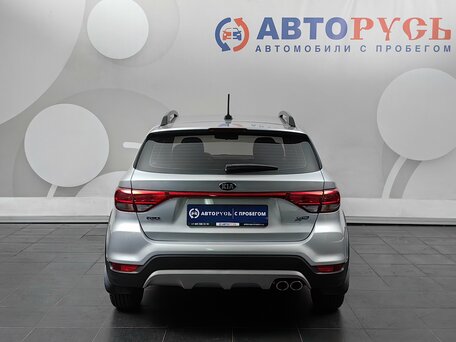 2018 Kia Rio X-Line IV, серебристый, 1399000 рублей, вид 4