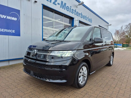 2022 Volkswagen Multivan T7, чёрный, 4180000 рублей, вид 1