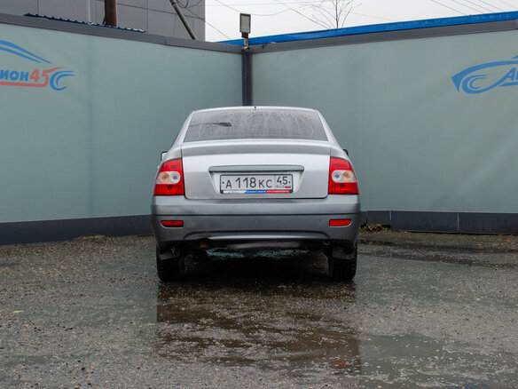 2010 Lada (ВАЗ) Priora I, серебристый, 237000 рублей - вид 2