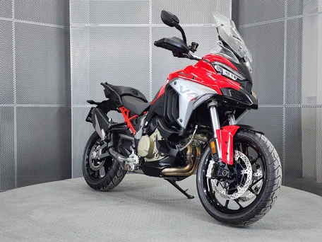 2025 Ducati Multistrada V4, красный, 2799000 рублей, вид 2