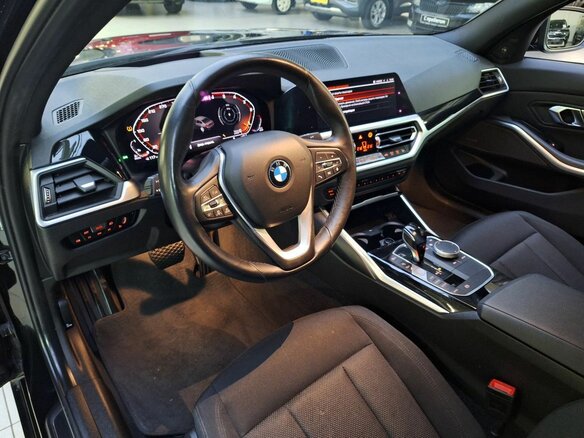2019 BMW 3 серии 320d xDrive VII (G2x), чёрный, 3560000 рублей - вид 16