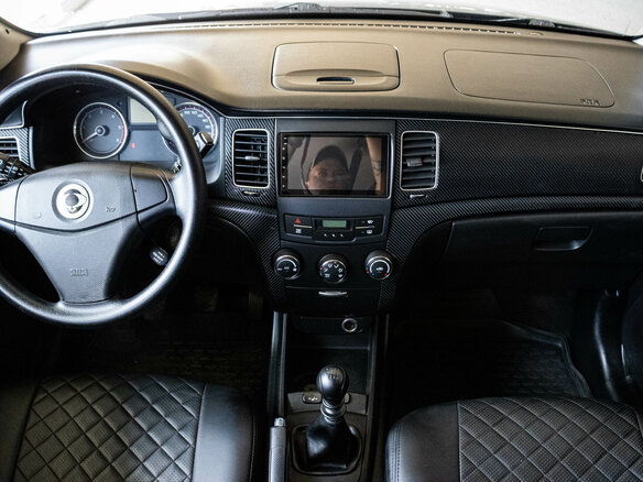 2011 SsangYong Actyon II, чёрный - вид 4