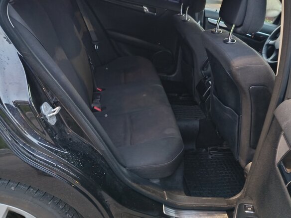 2010 Mercedes-Benz C-Класс 180 BlueEFFICIENCY III (W204), чёрный, 900000 рублей - вид 15