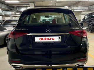 2021 Mercedes-Benz GLE 300 d II (V167), чёрный, 7000000 рублей, вид 4