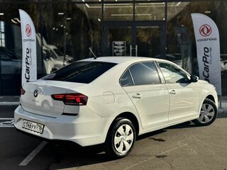 2020 Volkswagen Polo VI, белый, 1000000 рублей, вид 4