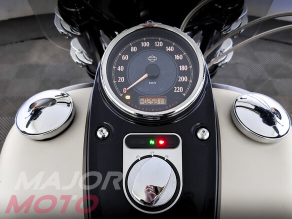 2014 Harley-Davidson Fat Bob, бежевый, 889000 рублей - вид 9