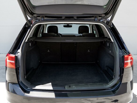 2016 Volkswagen Passat B8, чёрный, 1970000 рублей - вид 24
